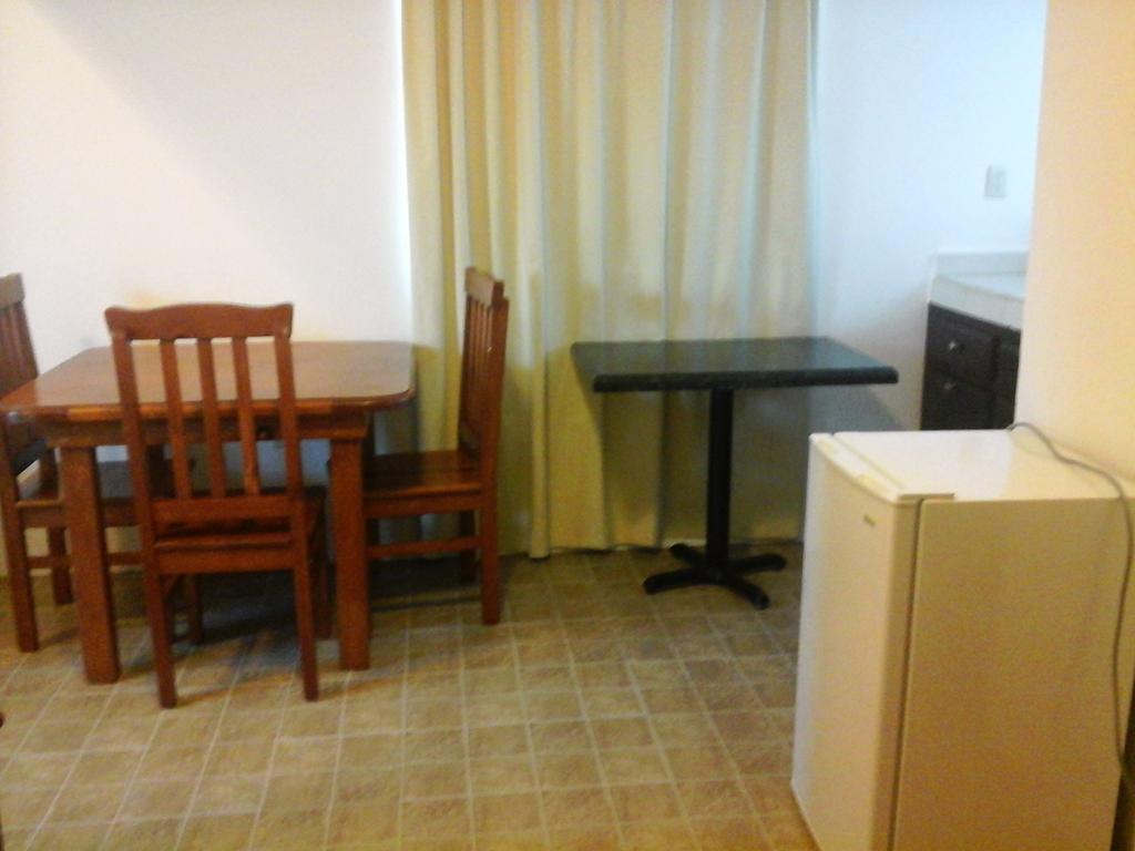 Whale Hill Aparthotel Puerto Peñasco Стая снимка